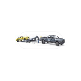 Auto Dodge RAM 2500 z lawetą i autem Roadster Bruder 02504 BR02504 BRUDER