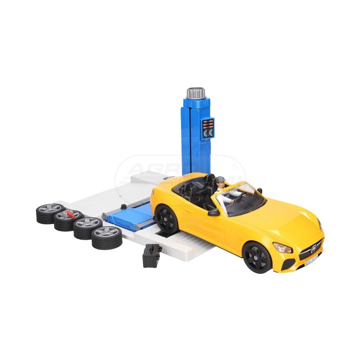 Warsztat samochodowy z autem żółtym Roadster BR-62112 BRUDER