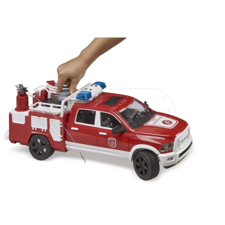 Auto Dodge RAM 2500 auto straży pożarnej Bruder 02544 BR-02544 BRUDER