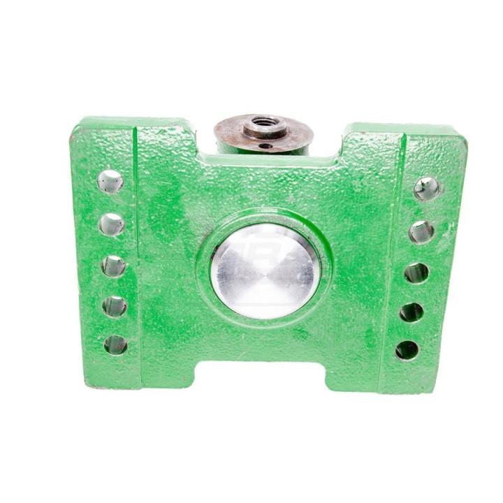 Uchwyt błotnika prawy John Deere AL208466 AL208466, AL213972, AL176709