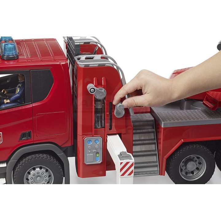 Straż pożarna Scania Super 560R z drabiną obrotową, pompą wodną i modułem świetlno-dźwiękowym Bruder 03591 BR 03591 BRUDER